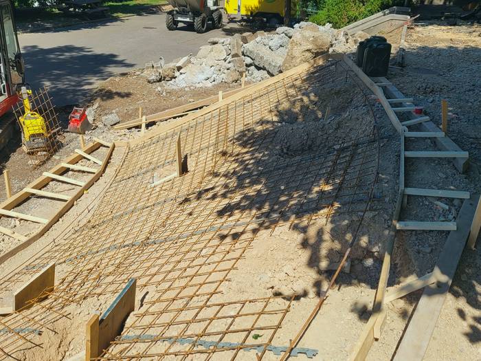 Ferraillage du talus de la butte de jeux